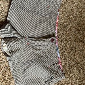 Billabong size 9 women’s shorts!